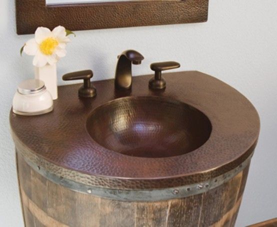 家具DIY 旧酒桶改造的个性浴室家具 (组图) 