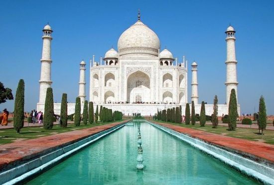 印度著名建筑奇迹“泰姬陵”