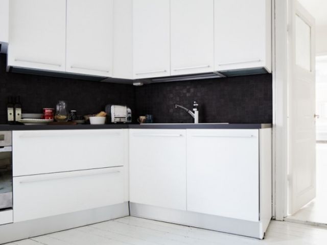 54平米的简约古典公寓 白色地板清爽搭配(图) 