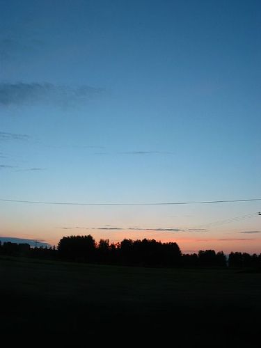 北欧的仲夏夜 芬兰仲夏夜之湖窒息的美(组图)  