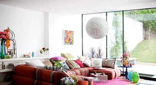多一点色彩搭配 10种方案让客厅鲜活起来 