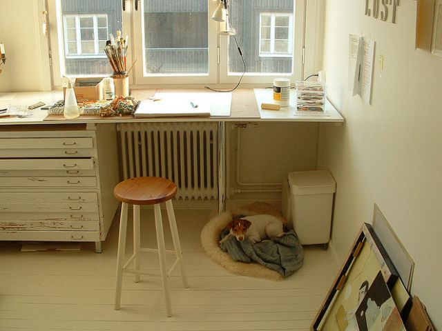 插图艺术家的公寓 小房间的装饰分身术(组图) 
