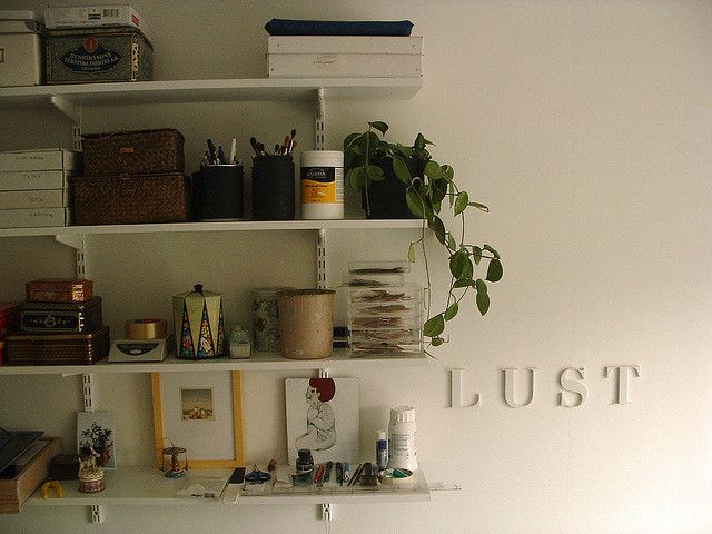 插图艺术家的公寓 小房间的装饰分身术(组图) 
