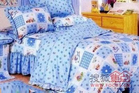 装修温暖卧室如何选购相互搭配的床罩(图) 