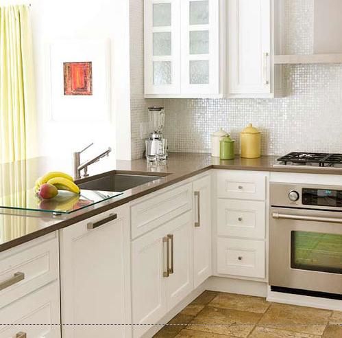 利用色彩放大空间 5个小户型厨房设计(组图) 