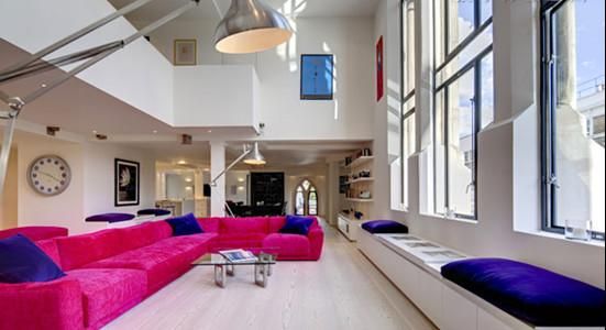 伦敦教堂建loft公寓 色彩搭配出彩的家居空间 