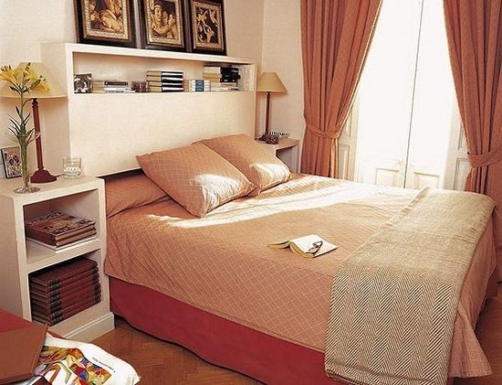 打造完美空间 24款床头置物架点缀你的卧室 