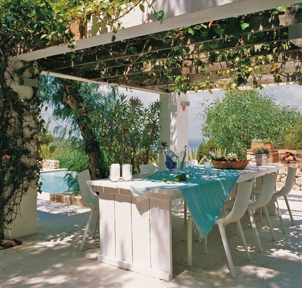 西班牙Ibiza岛：豪华的地中海风格别墅(组图) 