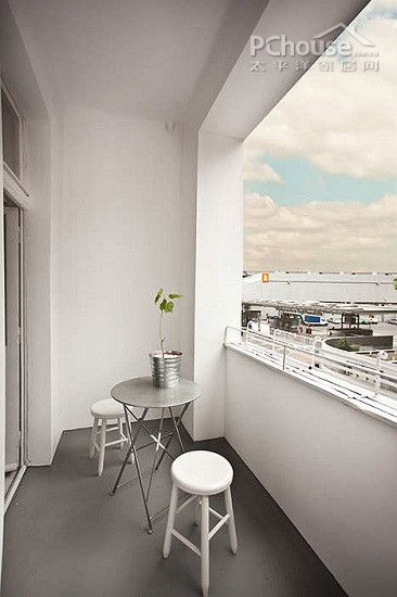 波兰小户型公寓设计 简约风格创意生活（图） 