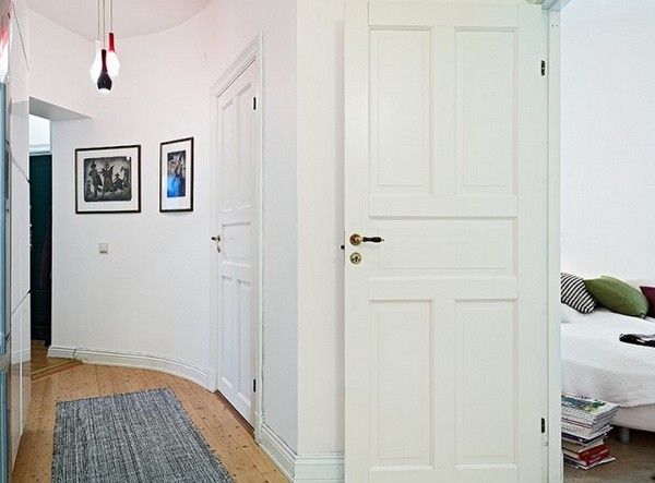 75平米的色彩明亮公寓 实木简约衣帽间添素雅 
