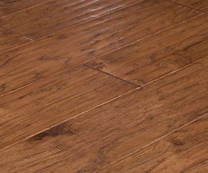 圣象康树“树码芯”实木复合地板
