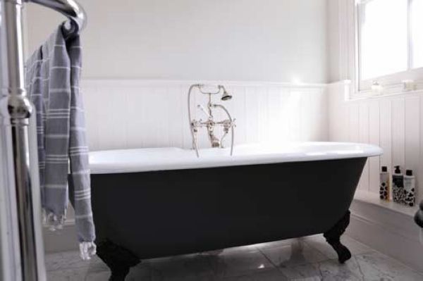 黑白经典系列 23款瓷砖浴室传统设计 