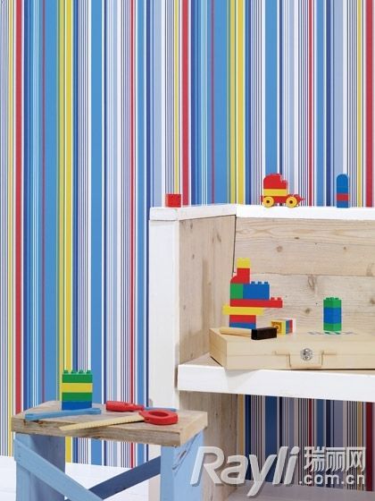 儿童房也适宜用欢快感条纹来装饰显得更为活泼有趣