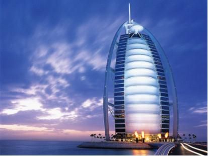 图为：迪拜标志性建筑――帆船酒店