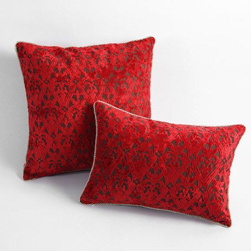 红色欧式沙发靠垫