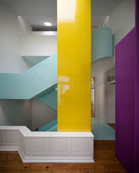 葡萄牙GMG色彩公寓 充满活力的戏剧房子(图) 