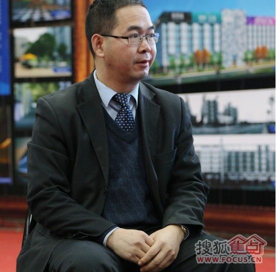 新明珠陶瓷副总经理 李重光先生