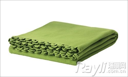 绿色盖毯从视觉上能给人暖感