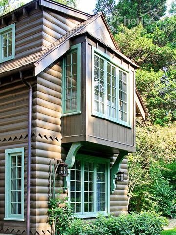老式木屋创意改造 变身豪华林中别墅 