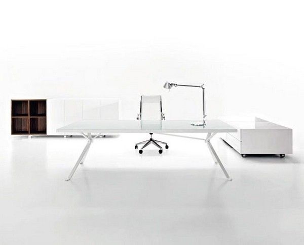 如何专心工作 都市白领的33款简约型书桌设计 