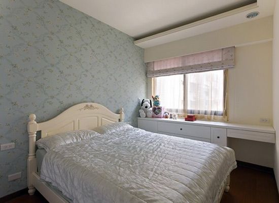 80后精细规划 变出温馨舒适小户型卧室空间 