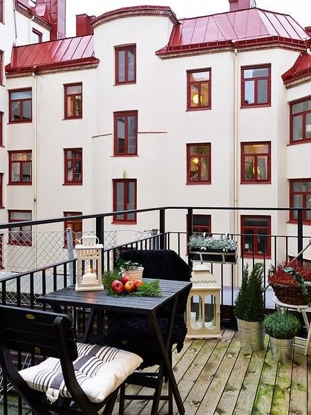 黑白典雅 红调热情 54平米黑白红小公寓设计 