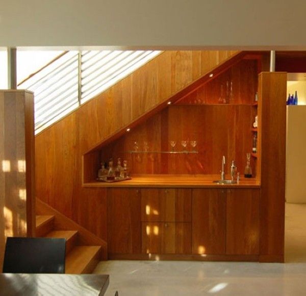 简单大方优雅设计 楼梯角空间巧利用（图） 