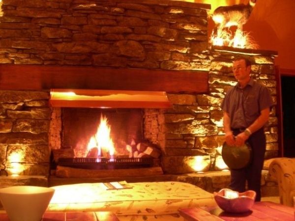 温暖冬日家居 40款国外创意壁炉设计欣赏（图） 