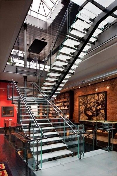 古典与现代结合 地板铺就曼哈顿三层Loft(图) 