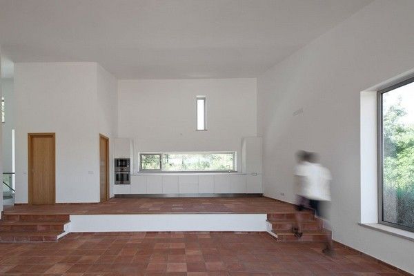 白色精品 葡萄牙House Odemira现代住宅(图) 