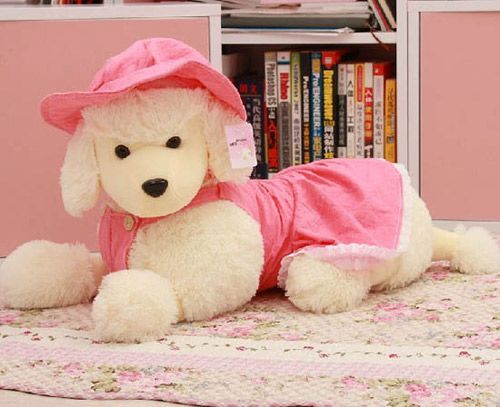 粉红贵宾狗