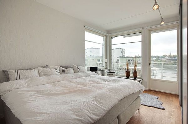 斯德哥尔摩Lilla Essingen岛顶层公寓设计 