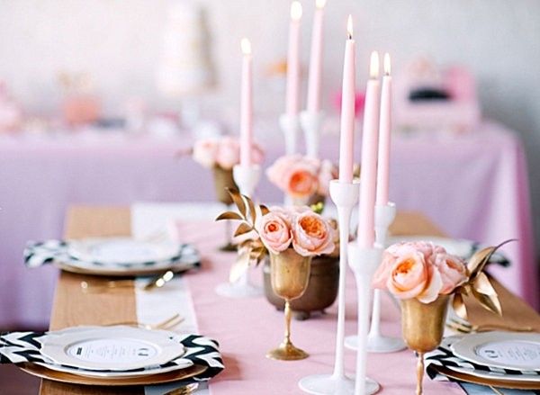 浪漫甜蜜20款婚礼party餐桌装饰方案赏析（图） 
