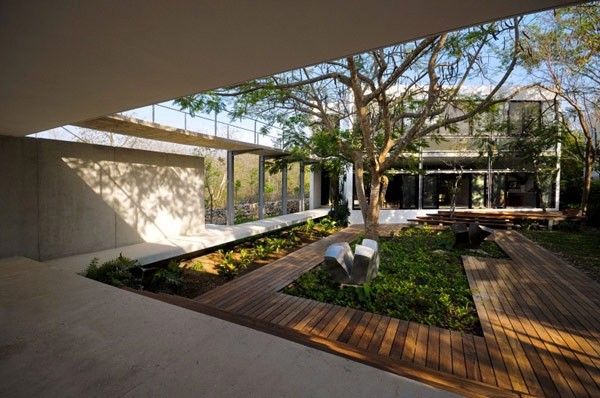 墨西哥树林环绕中的优雅家居住宅设计(组图) 