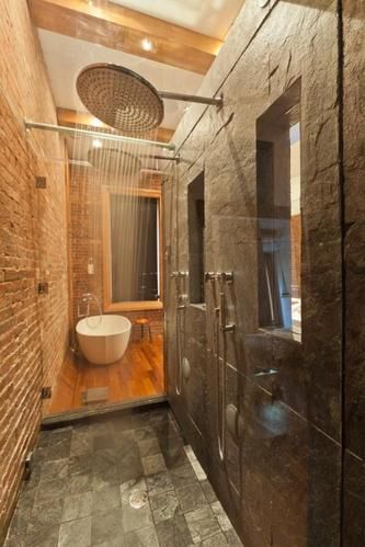狭长卫浴间的异想世界 特殊户型设计  