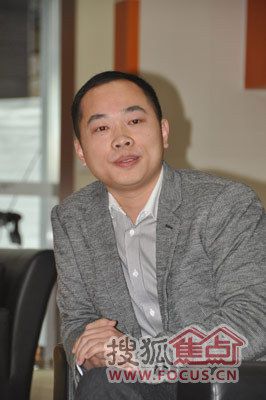 安信伟光(上海)木材有限公司经销部副总经理彭勇华