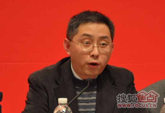 上海市建筑材料行业协会常务副秘书长石泉
