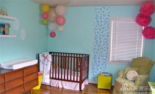 使用儿童期装修后的儿童房(嘉宝莉聪明宝贝儿童漆-宁静海蓝 B621P)