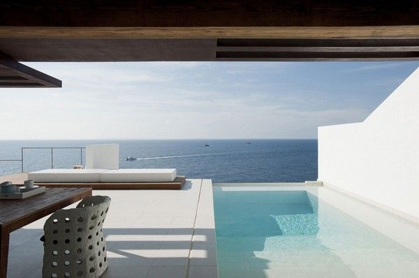 西班牙伊维萨岛 极具设计感的别墅设计(组图) 