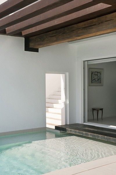 西班牙伊维萨岛 极具设计感的别墅设计(组图) 