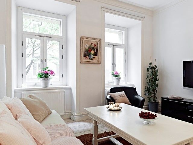 原木地板搭配白色家装 42平简约单身公寓(图) 