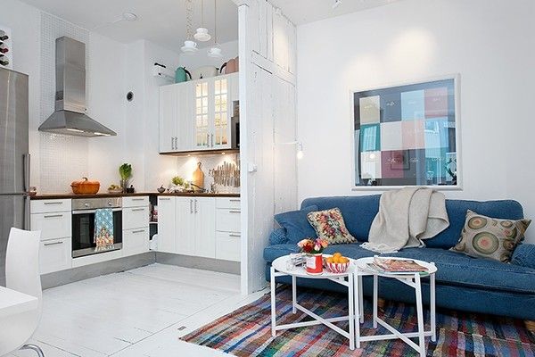 纯白地板显优美线条 简单美好的瑞典公寓(图) 