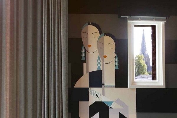 不同风格的体验 30位艺术家设计的荷兰旅店(图) 