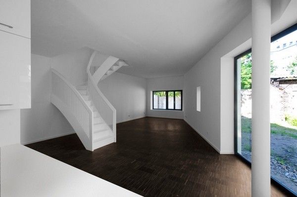 彰显前卫个性 高科技的柏林环保住宅设计(图) 