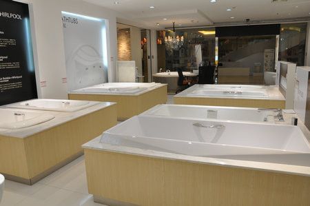 浴缸展示区