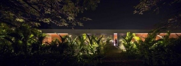 灯影之间的奢华 巴西Casa Lee别墅设计(组图) 
