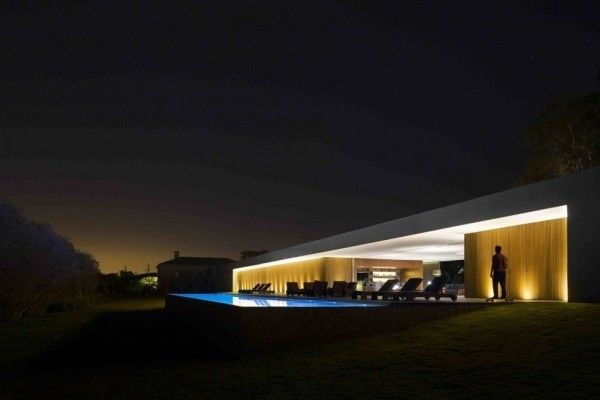 灯影之间的奢华 巴西Casa Lee别墅设计(组图) 