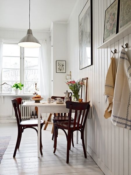 欧式家装自然舒适 白色地板简约单身公寓(图) 