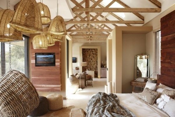 原木纹理之间 橄榄林中的纳米比亚酒店(组图) 