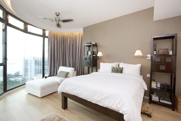 100平米香港白色公寓 现代与古典的混搭家 